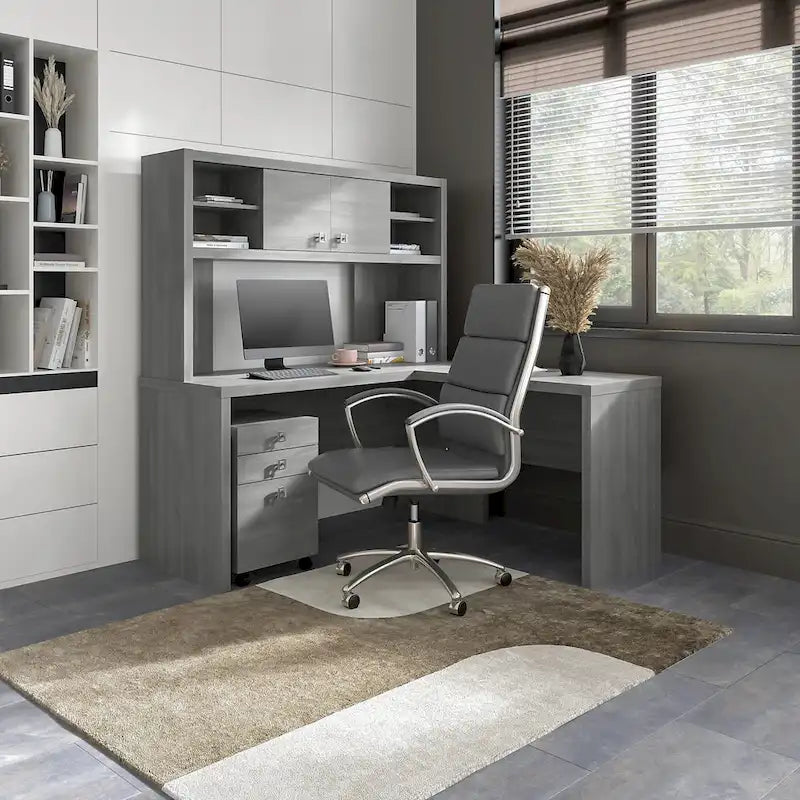 Bureau en L avec huche et tiroirs
