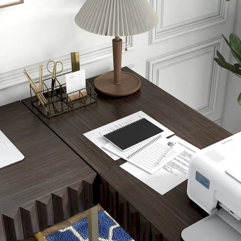 Bureau d'ordinateur d'angle à plateau relevable en métal Glam avec ports USB